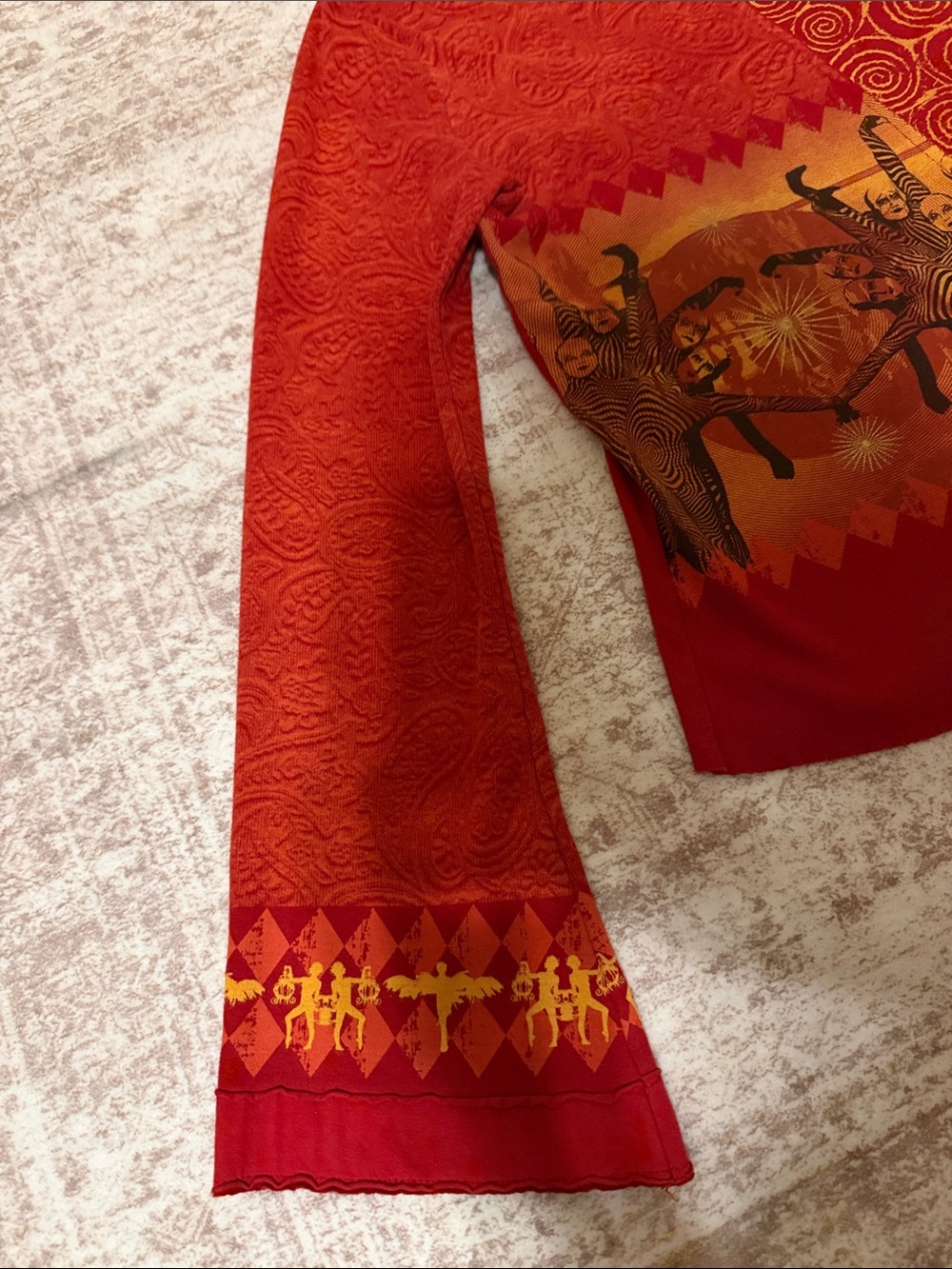 90s CIRQUE Du SOLEIL
Top, - Picture 4 of 16